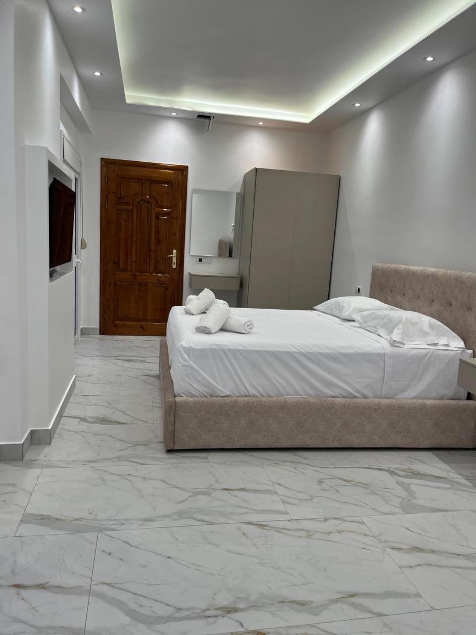 Harmony Apartments เดอร์มี ภายนอก รูปภาพ